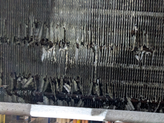 image shows the effect of acids on evaporator coils of walkin coolers and freezers